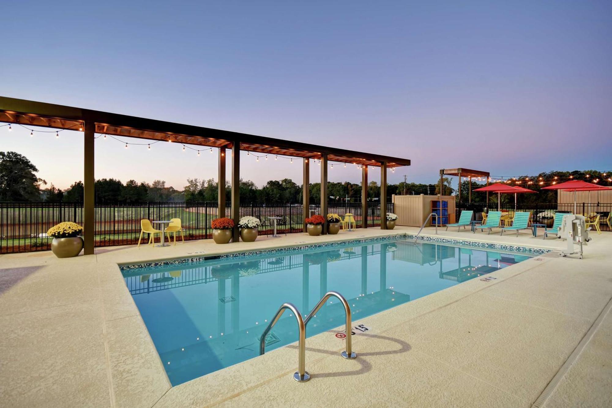 Home2 Suites By Hilton Lagrange LaGrange Exterior foto
